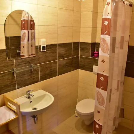 Nad Stawem * Powidz (Slupca)